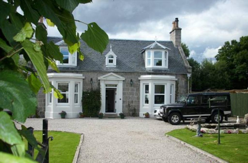 Waverley Villa Grantown-on-Spey Εξωτερικό φωτογραφία